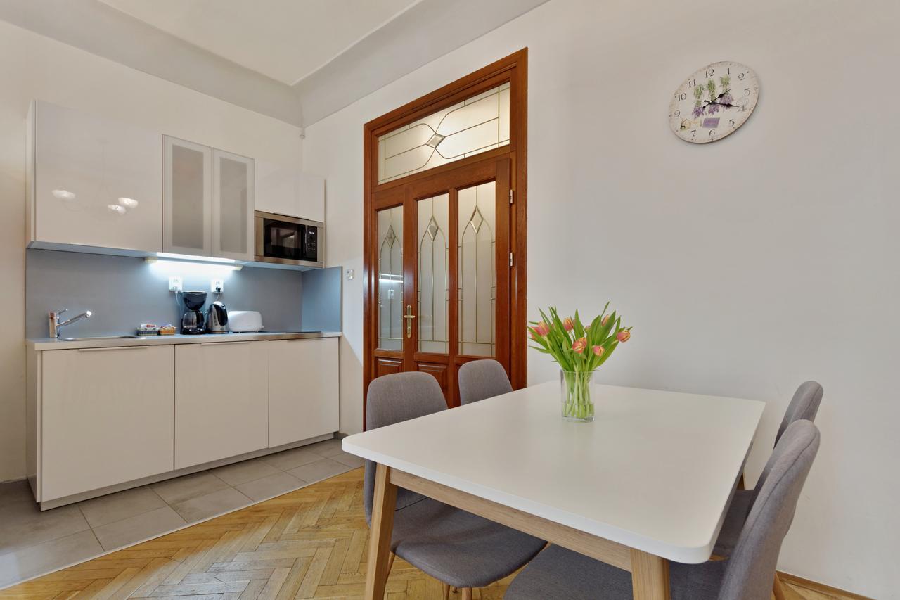 Historic Centre Apartments VIII Prague Exterior photo